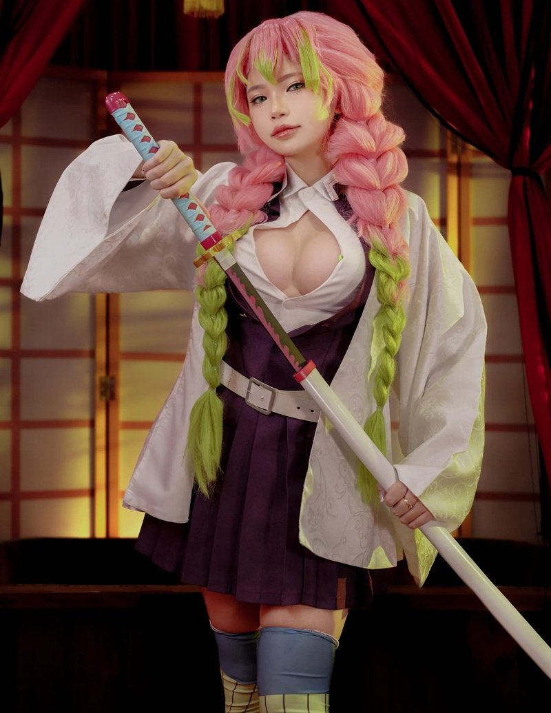 demon slayer cosplay 35