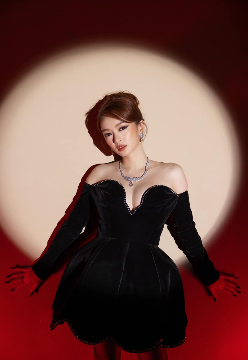 kaity nguyễn sexy​ 18