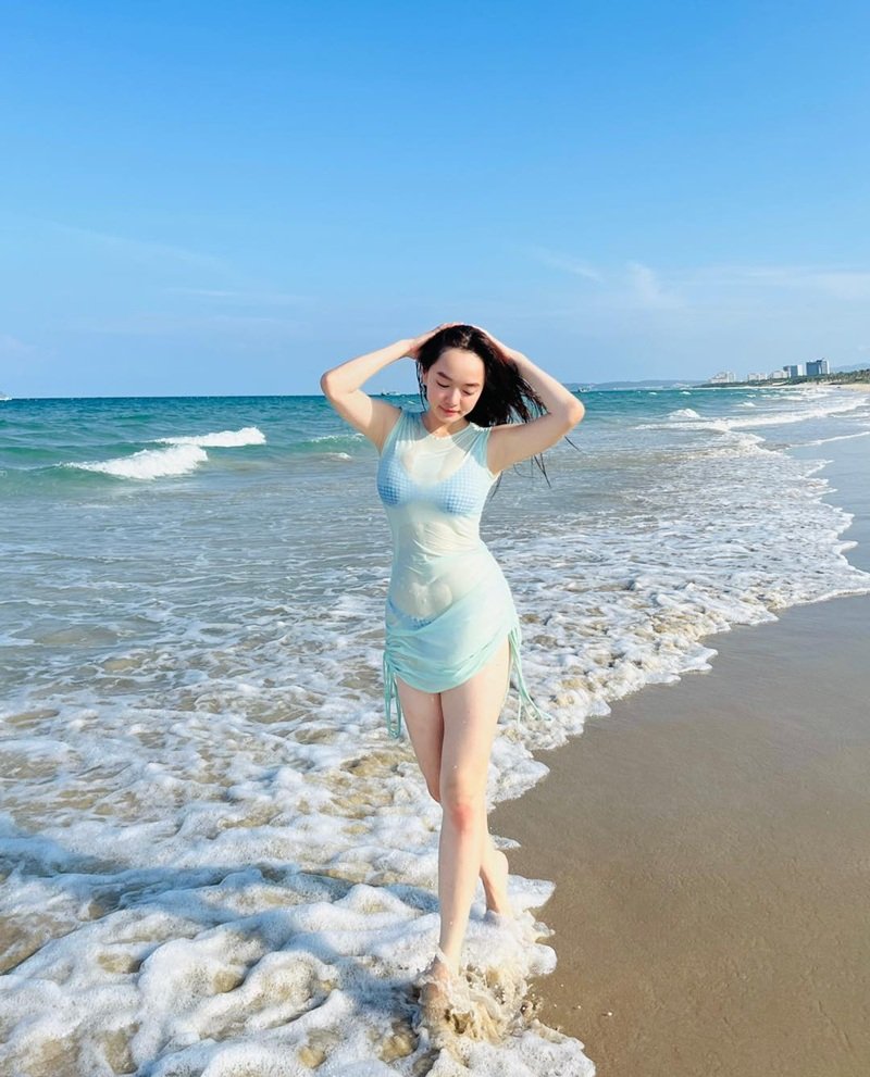 kaity nguyễn sexy​ 21