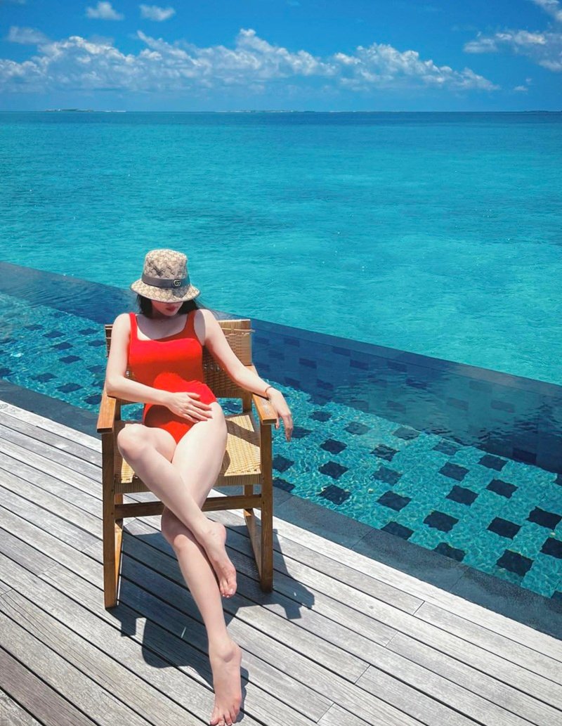 kaity nguyễn sexy​ 25