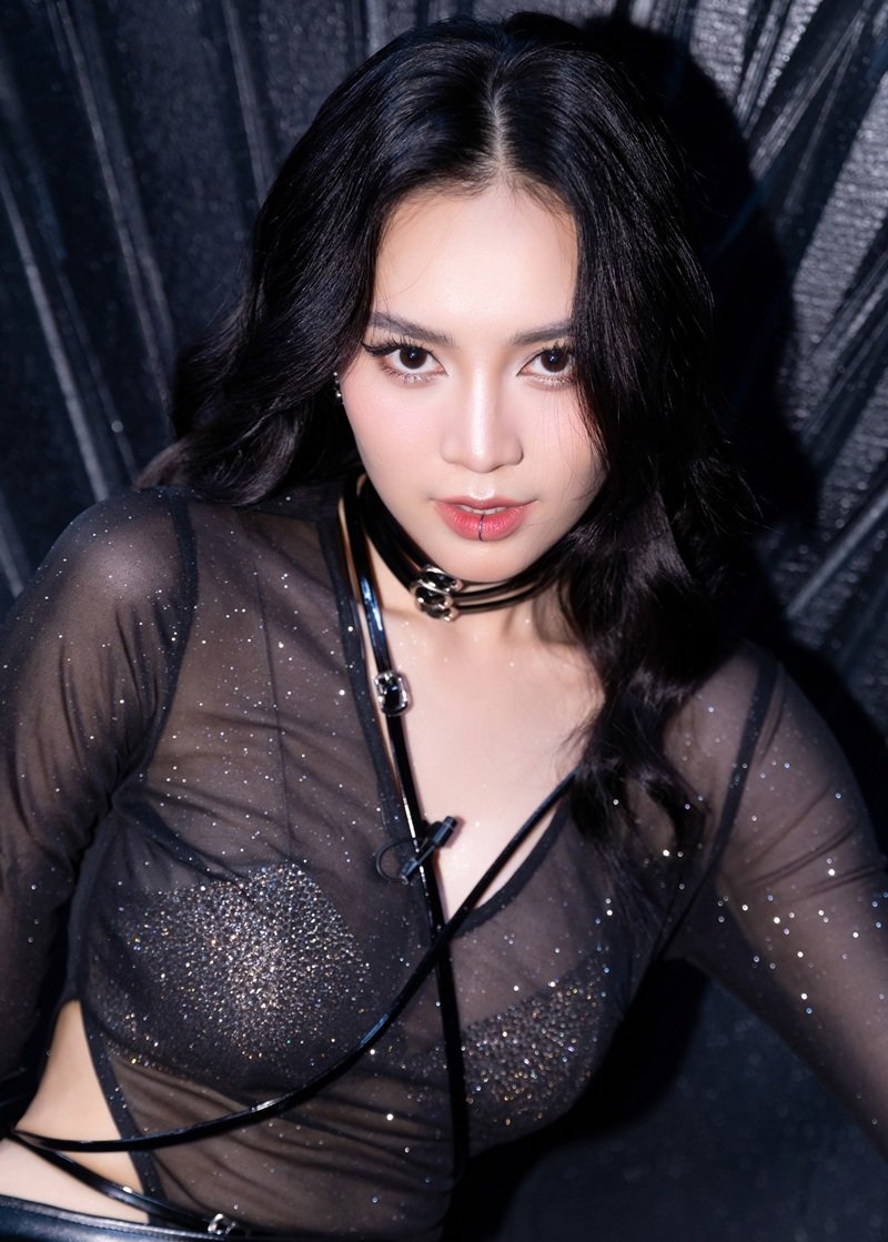 ninh dương lan ngọc sexy​ 4