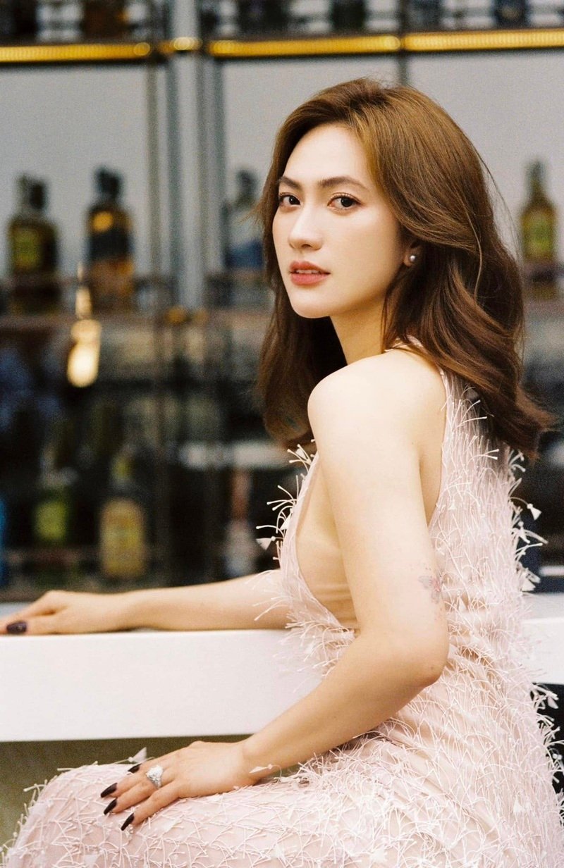 phương anh đào sexy​ 23