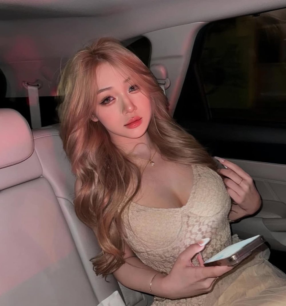 trần hà linh bikini 21