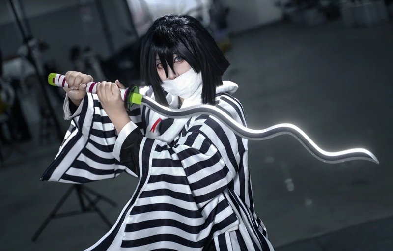 Ảnh cosplay Obanai 1