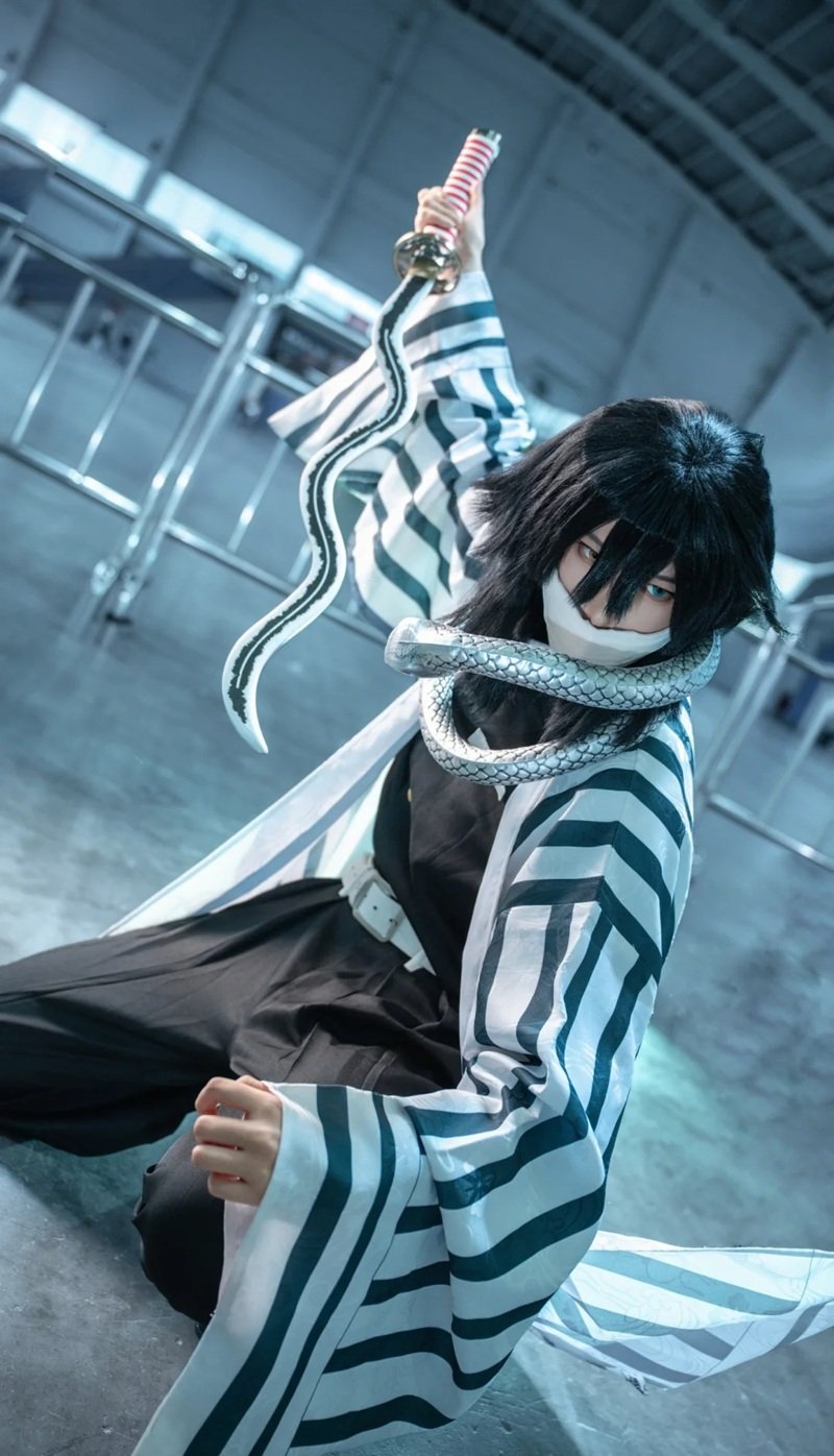 Ảnh cosplay Obanai 13