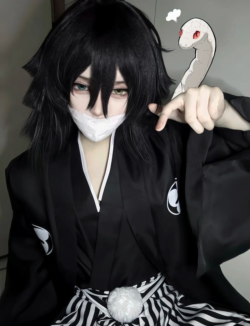 Ảnh cosplay Obanai 15