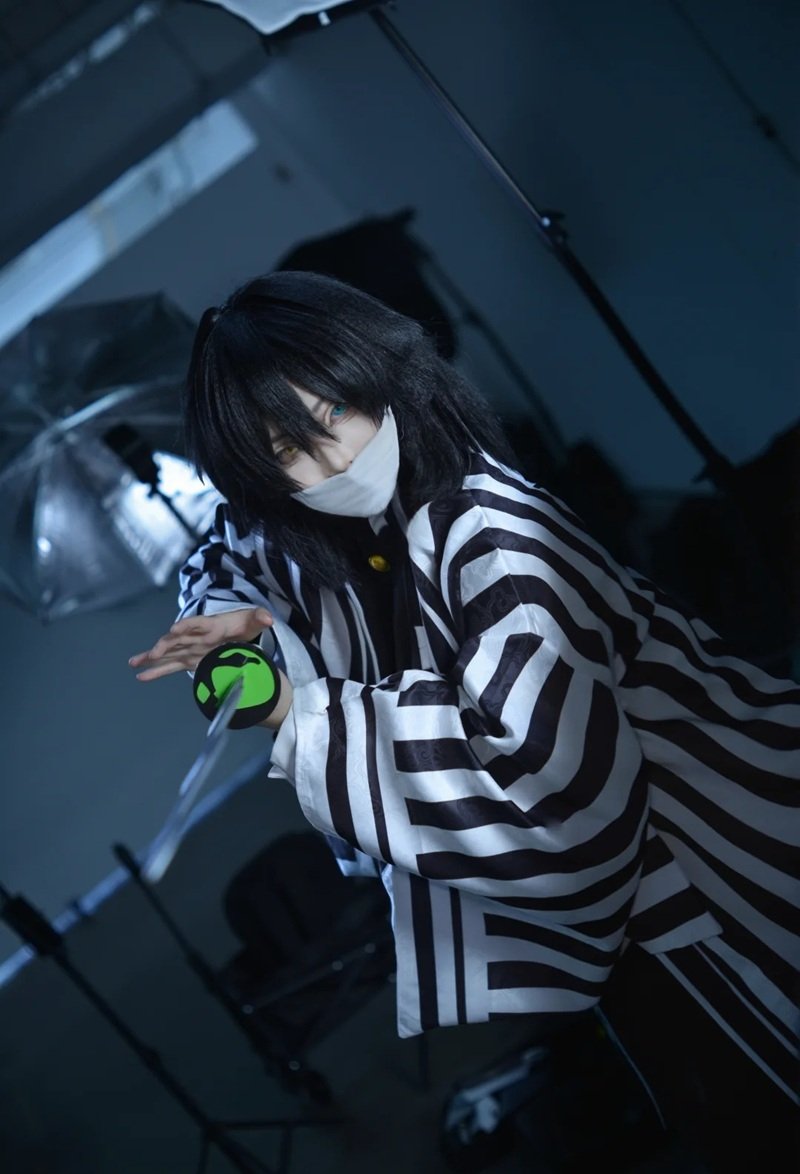 Ảnh cosplay Obanai 18