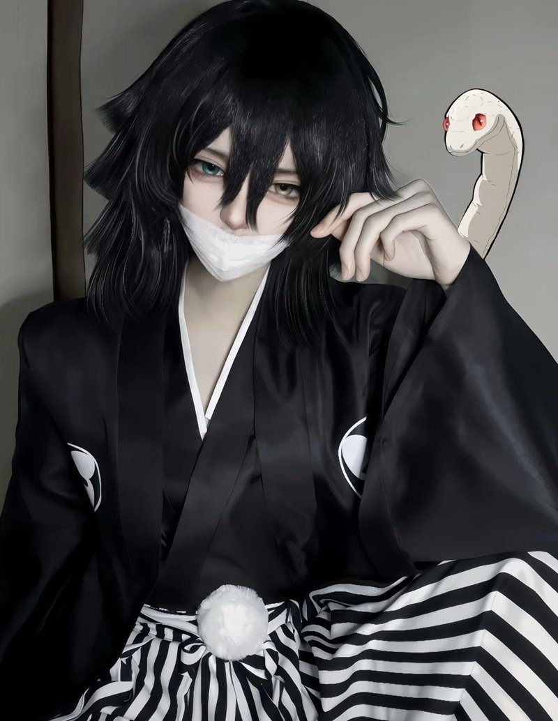 Ảnh cosplay Obanai 19