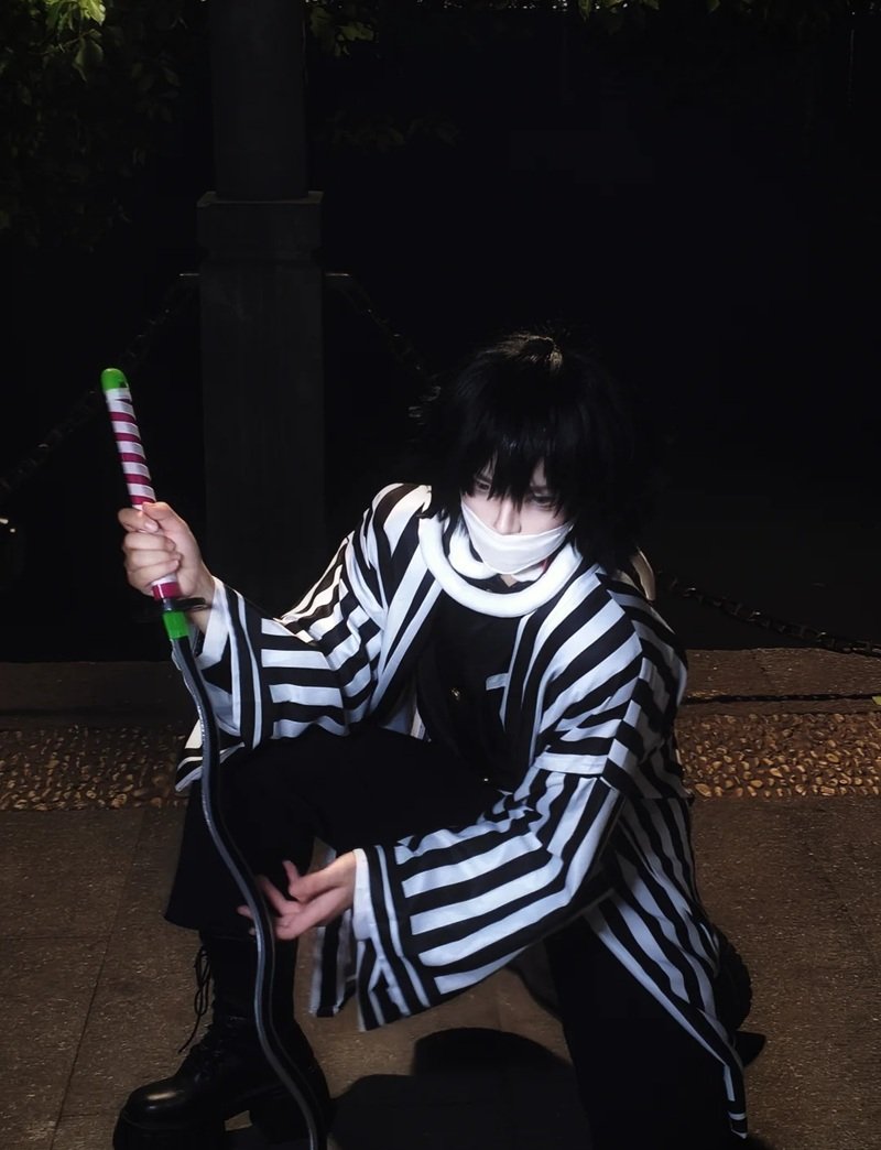 Ảnh cosplay Obanai 31