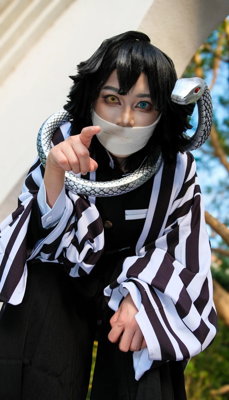 Ảnh cosplay Obanai 39