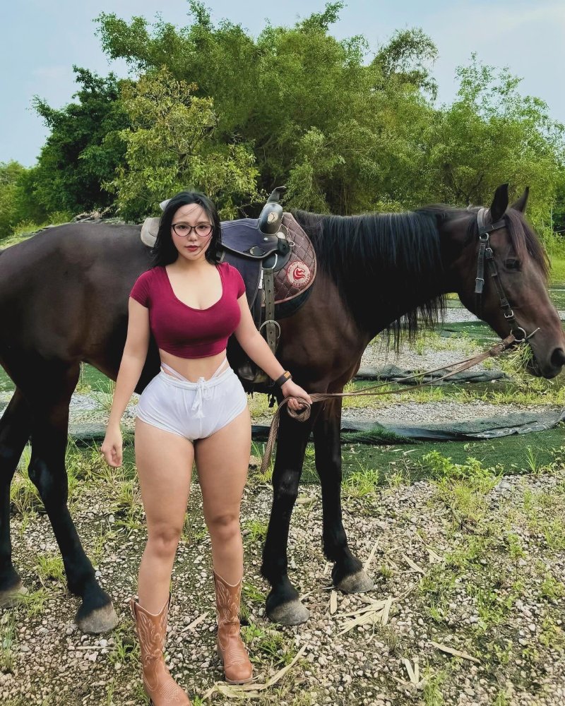 Ảnh tiktoker Minh Minh sport 7