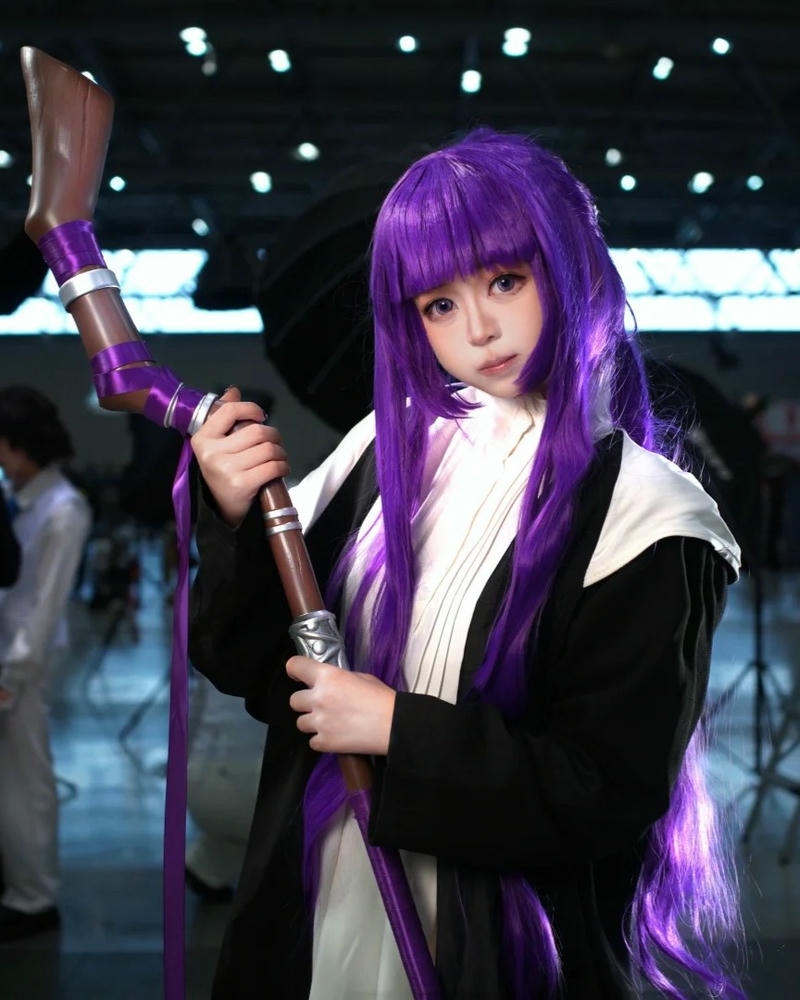 Fern Cosplay Ero đẹp mắt lôi cuốn mạnh mẽ