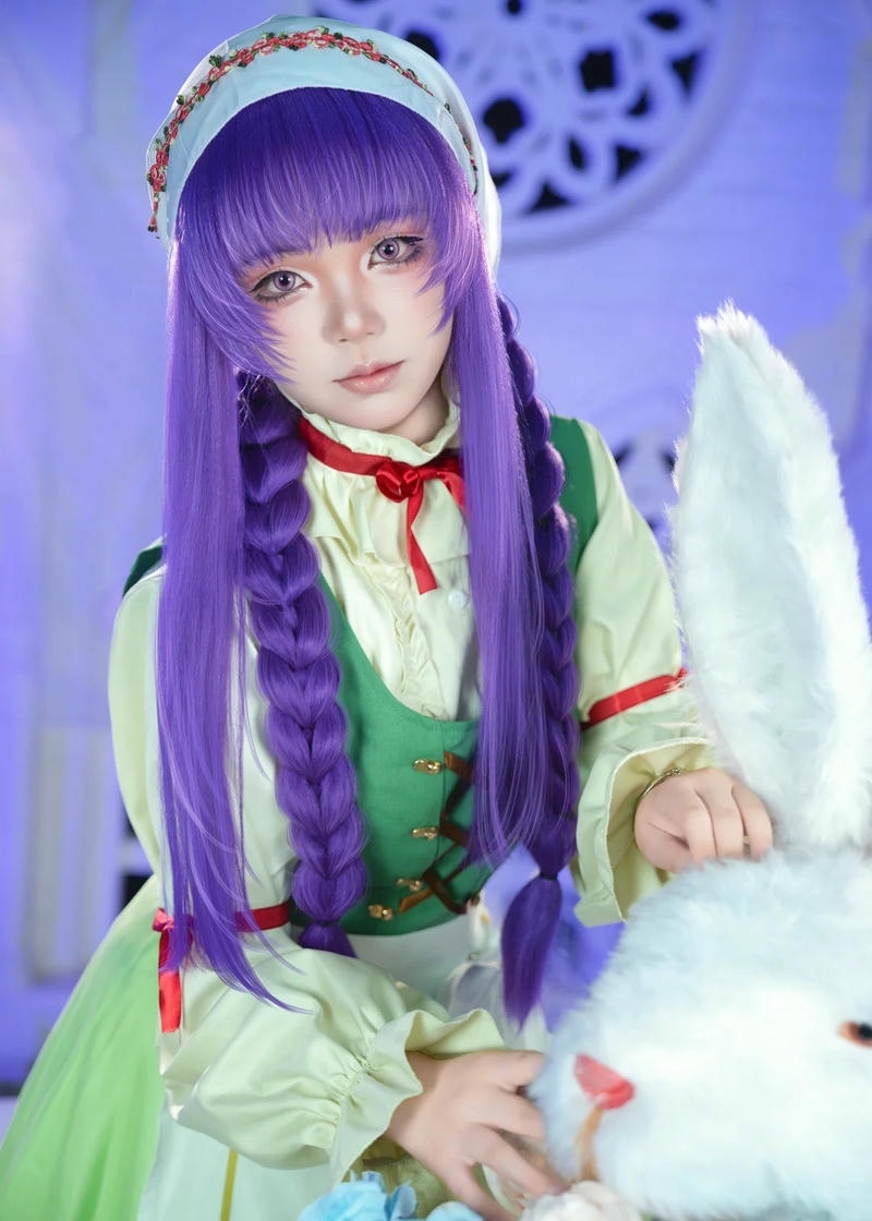 Fern Cosplay Ero gợi cảm tinh tế cuốn hút