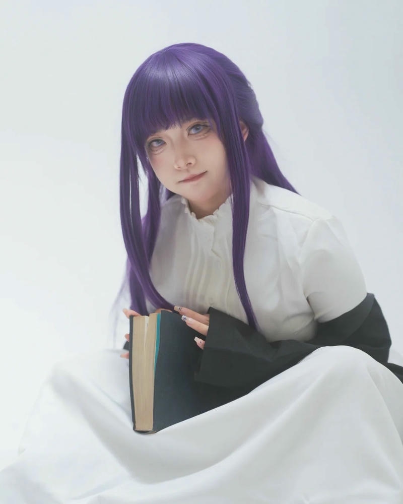Fern Cosplay Ero hấp dẫn lung linh bắt mắt