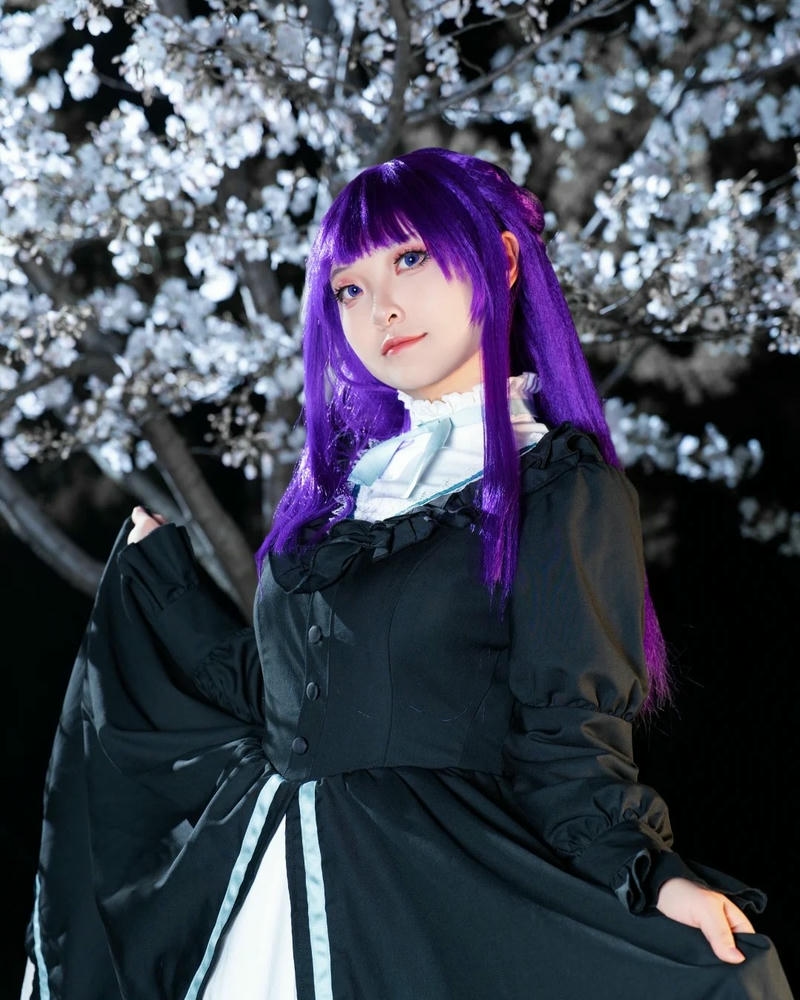 Fern Cosplay Ero hoàn hảo mượt mà ấn tượng