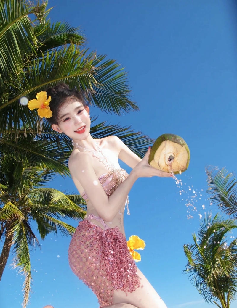 Gái xinh trung quốc mặc bikini tinh tế sắc nét