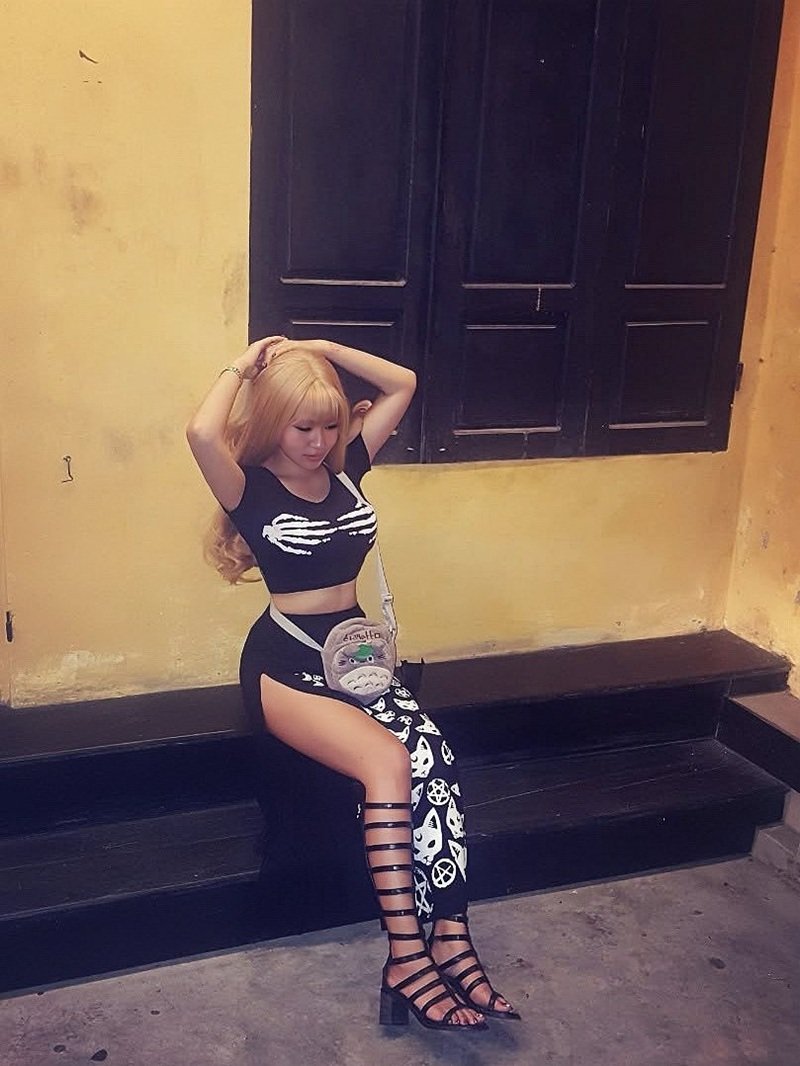 Suzie Nguyễn Onlyfans 28