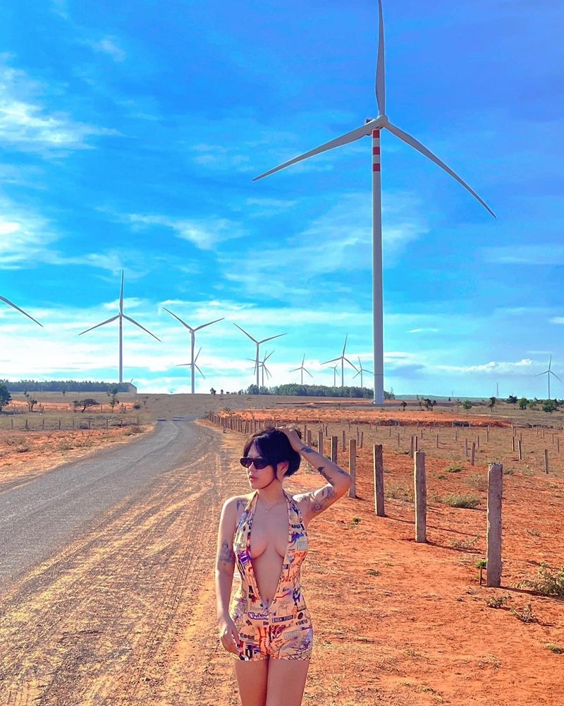 Suzie Nguyễn Onlyfans 34