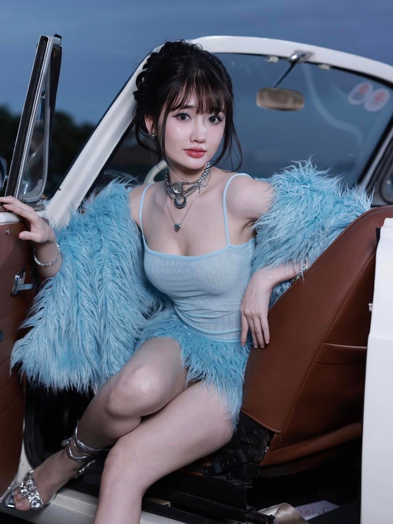 Tiktoker Vũ Thị Khánh Huyền 28