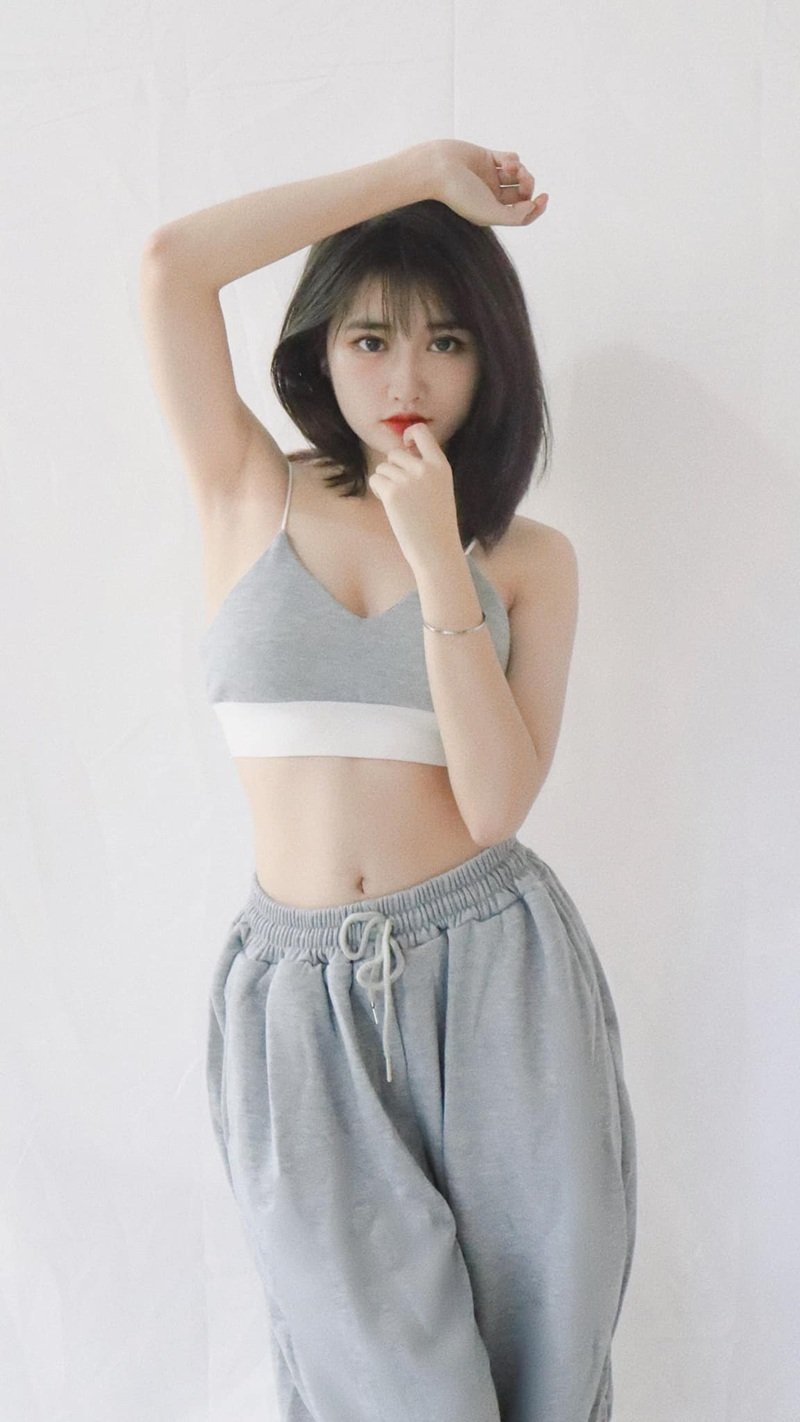 Tiktoker Vũ Thị Khánh Huyền 7