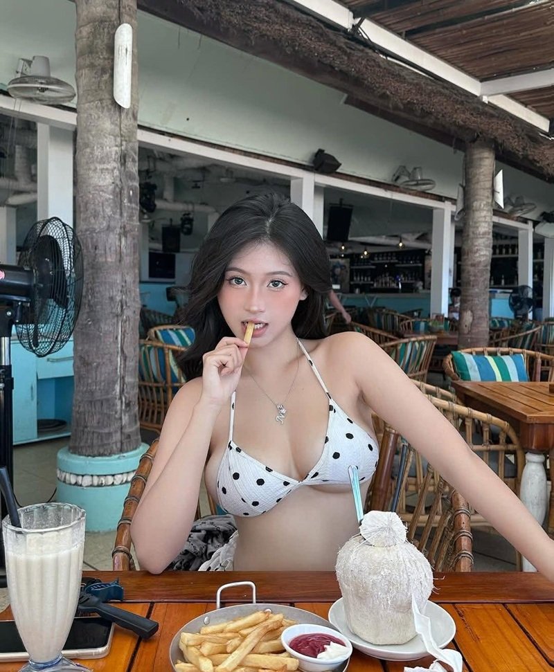 ảnh gái xinh bikini 30