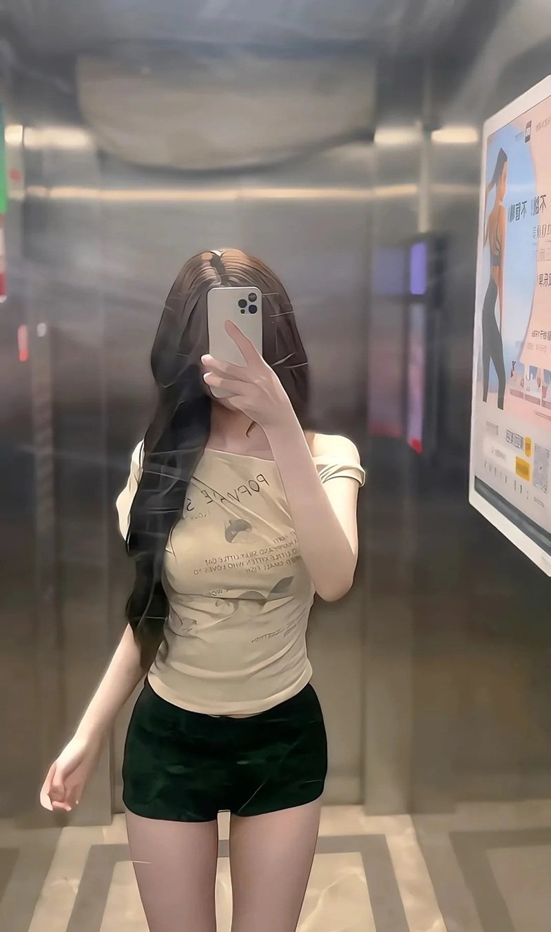 ảnh gái xinh che mặt bằng điện thoại 4