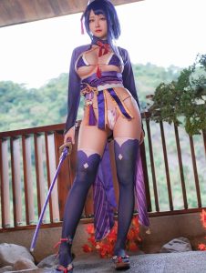 88+ ảnh Arty Huang Cosplay sexy fan anime đứng ngồi không yên