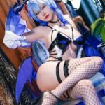 88+ ảnh Arty Huang Cosplay sexy fan anime đứng ngồi không yên