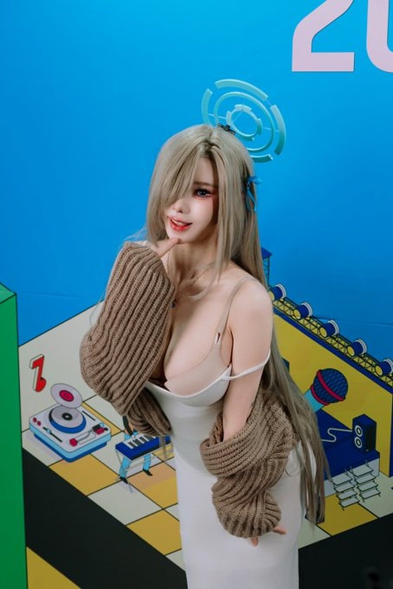 cosplay bỏng mắt 7