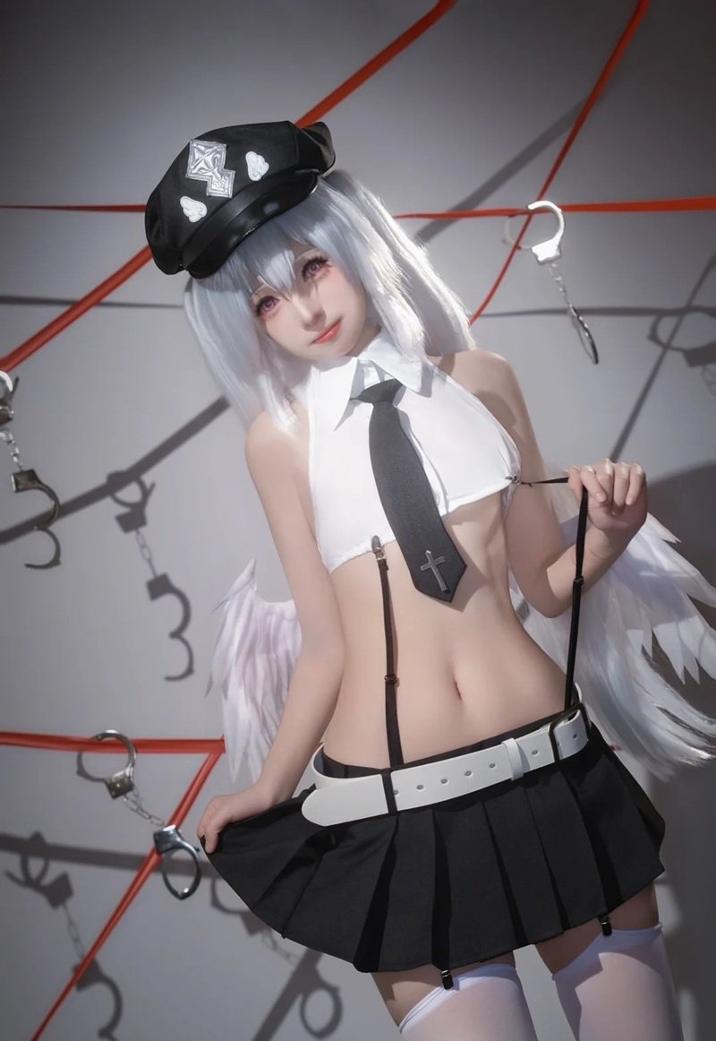 cosplay cảnh sát 27