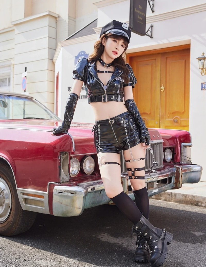 cosplay cảnh sát 33