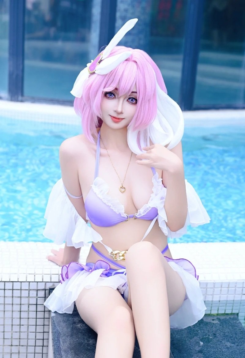 cosplay khoe hàng​ 36