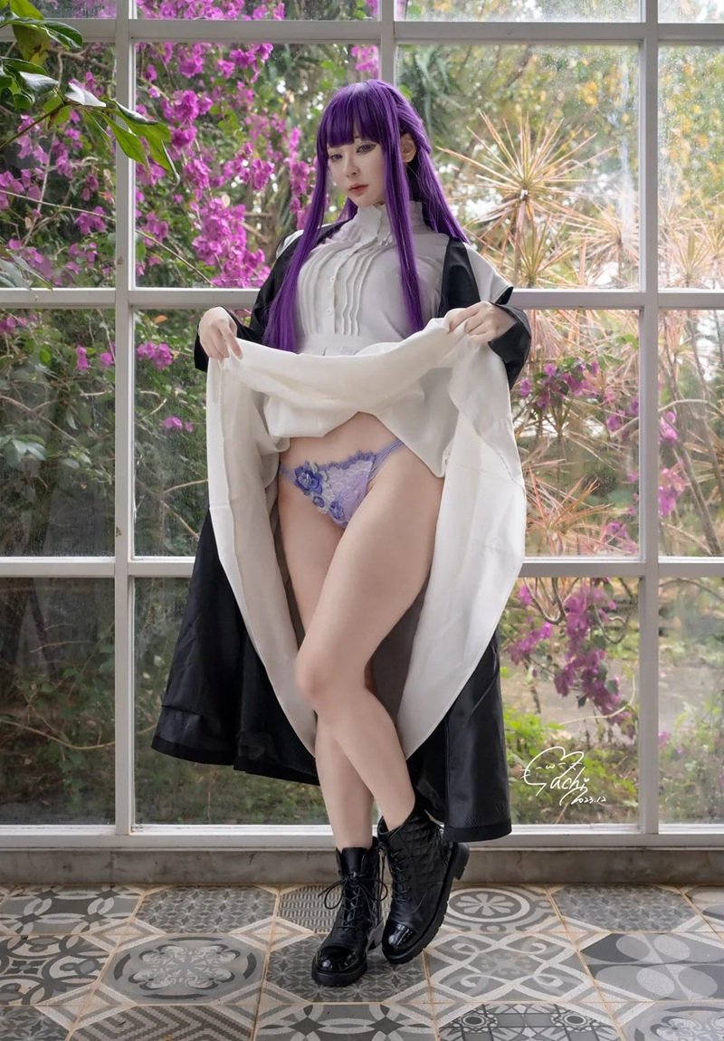 cosplay khoe hàng​ 6