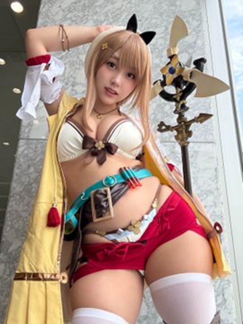 cosplay lộ hàng 11