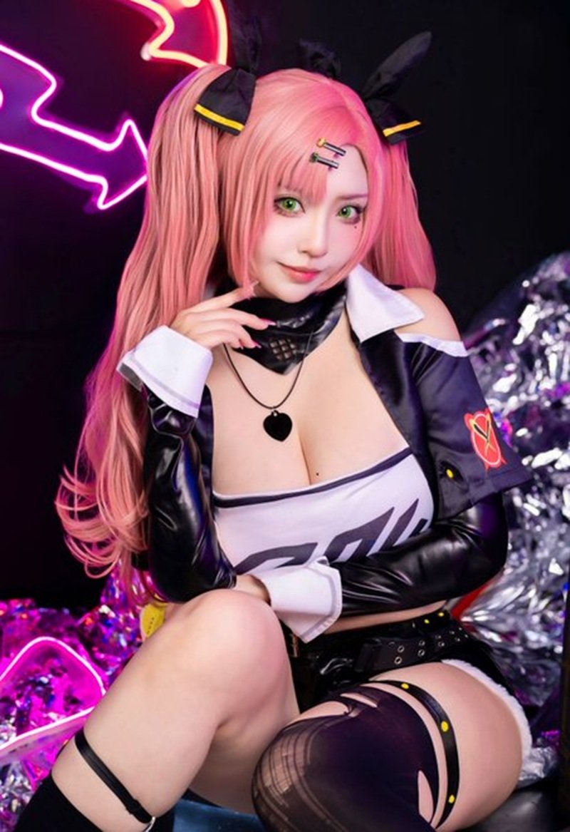 cosplay lộ hàng 12