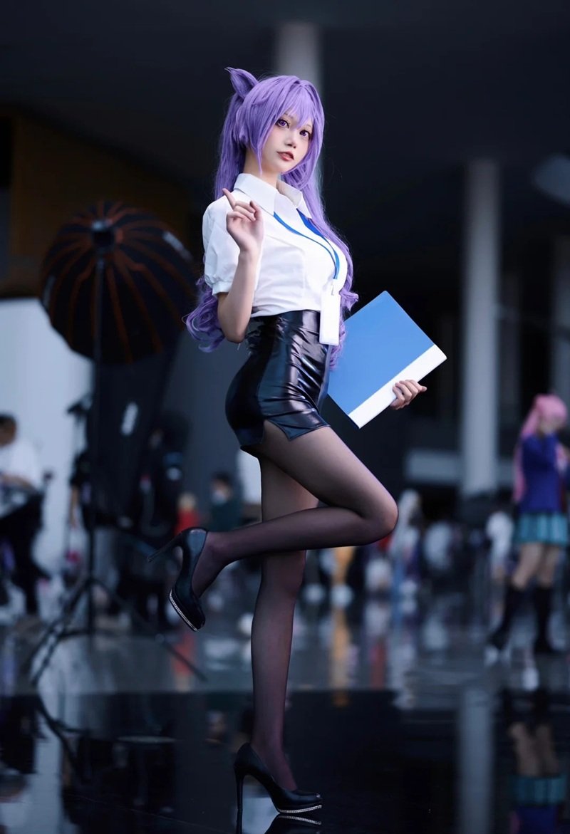 cosplay thư ký 20