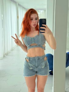 Sweetie Fox là ai? Bí mật đằng sau những bộ ảnh Cosplay triệu view