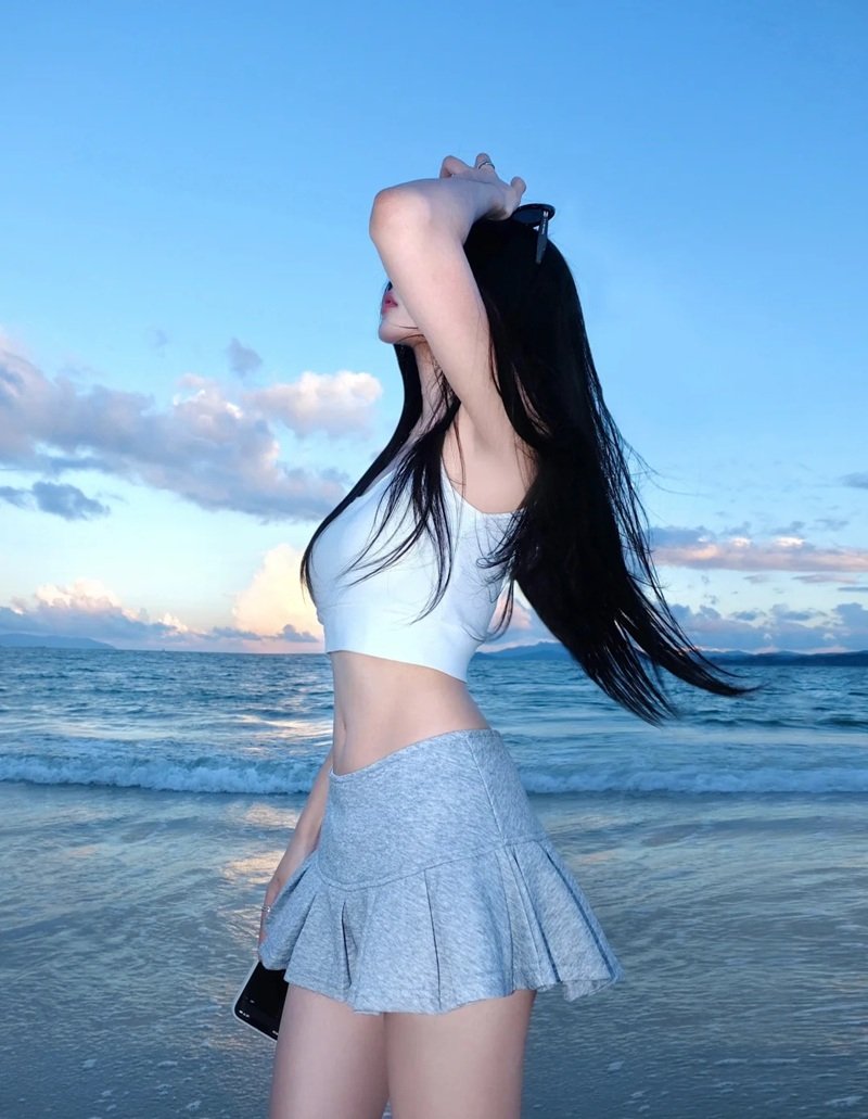 gái xinh che mặt 2