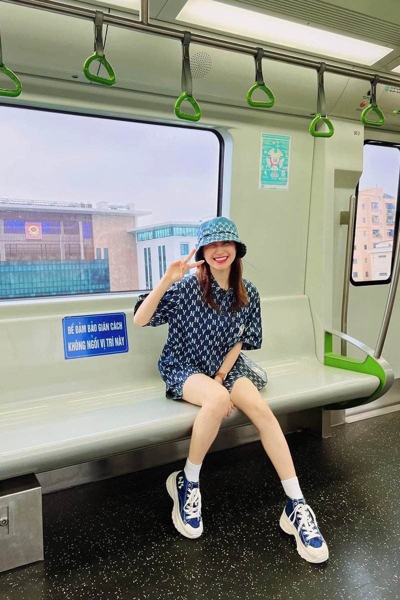 hoà minzy bikini​​ 13