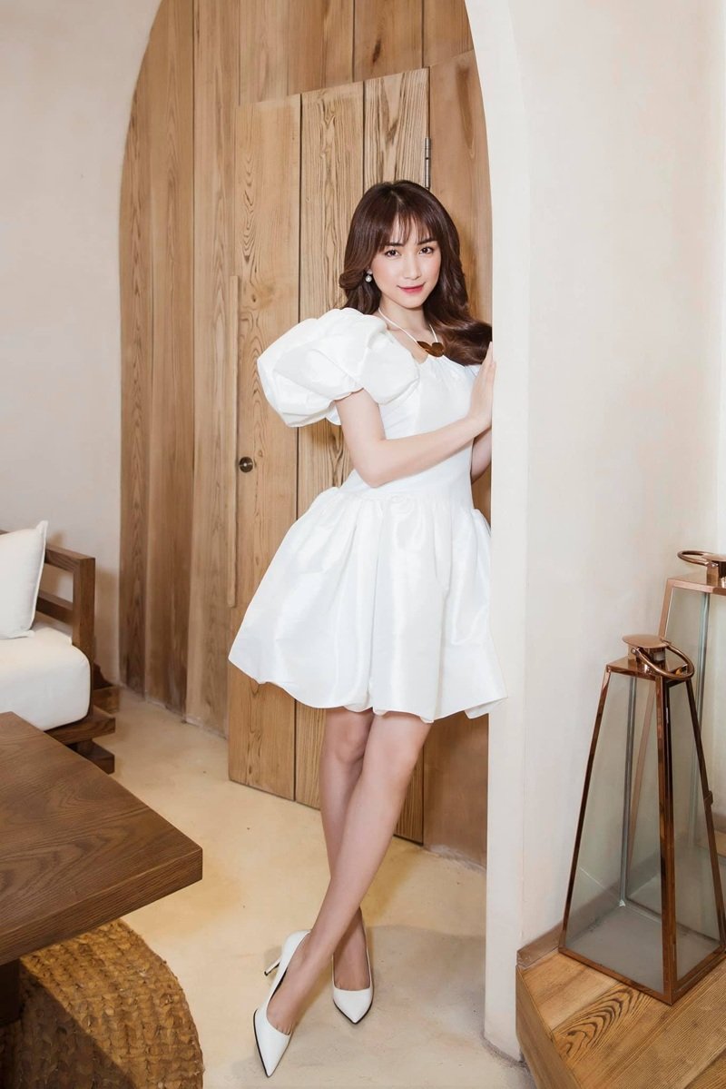 hoà minzy bikini​​ 4