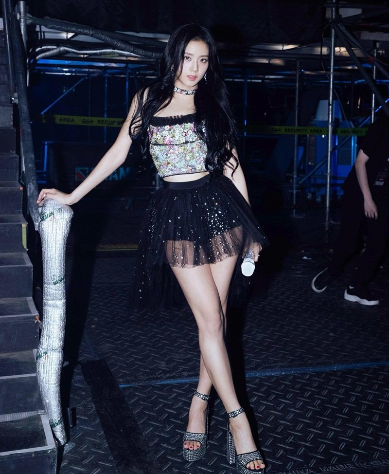 jisoo sexy​ 17