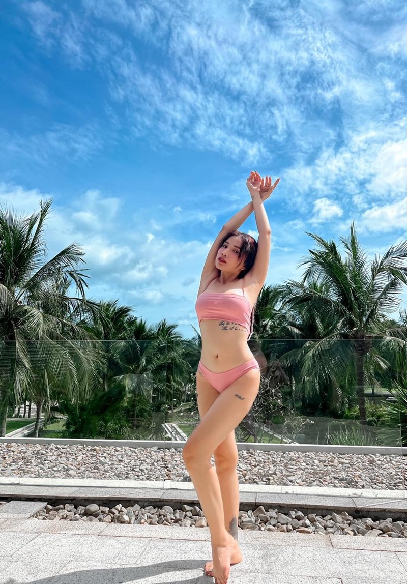 khả như bikini​ 11