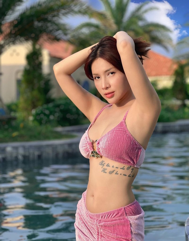 khả như bikini​ 28