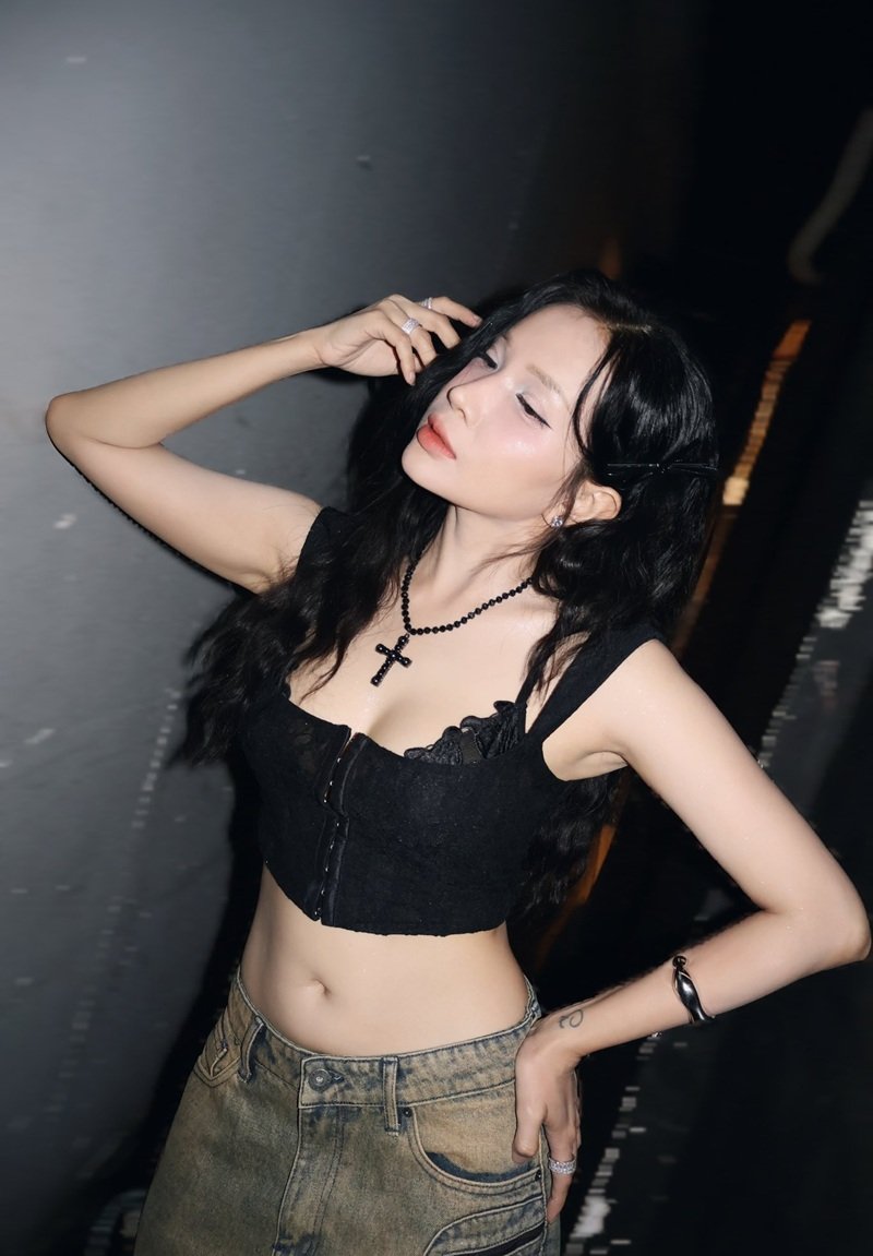 khả như bikini​ 37