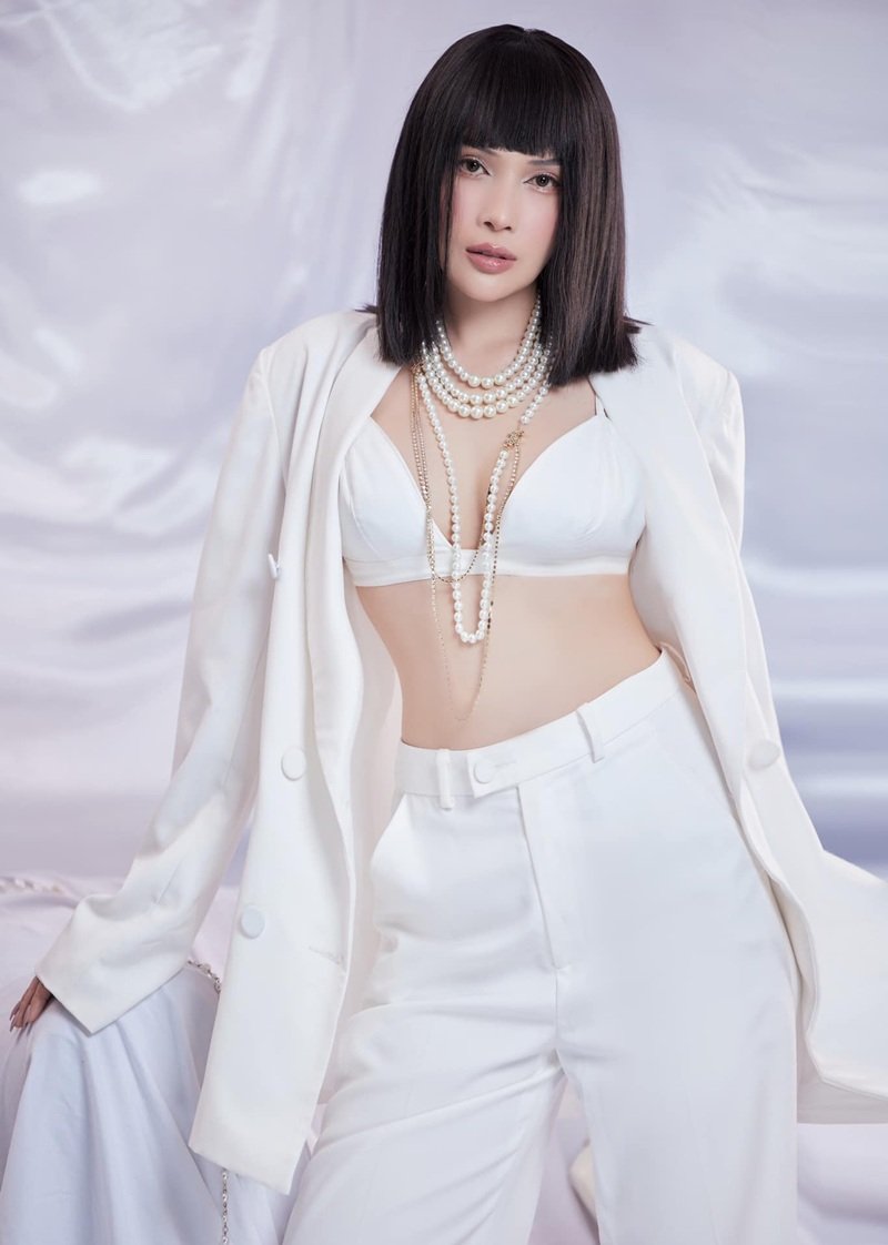 khả như bikini​ 9