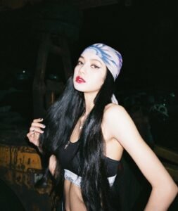 Bộ sưu tập 80+ ảnh Lisa bikini quyến rũ cực thần thái