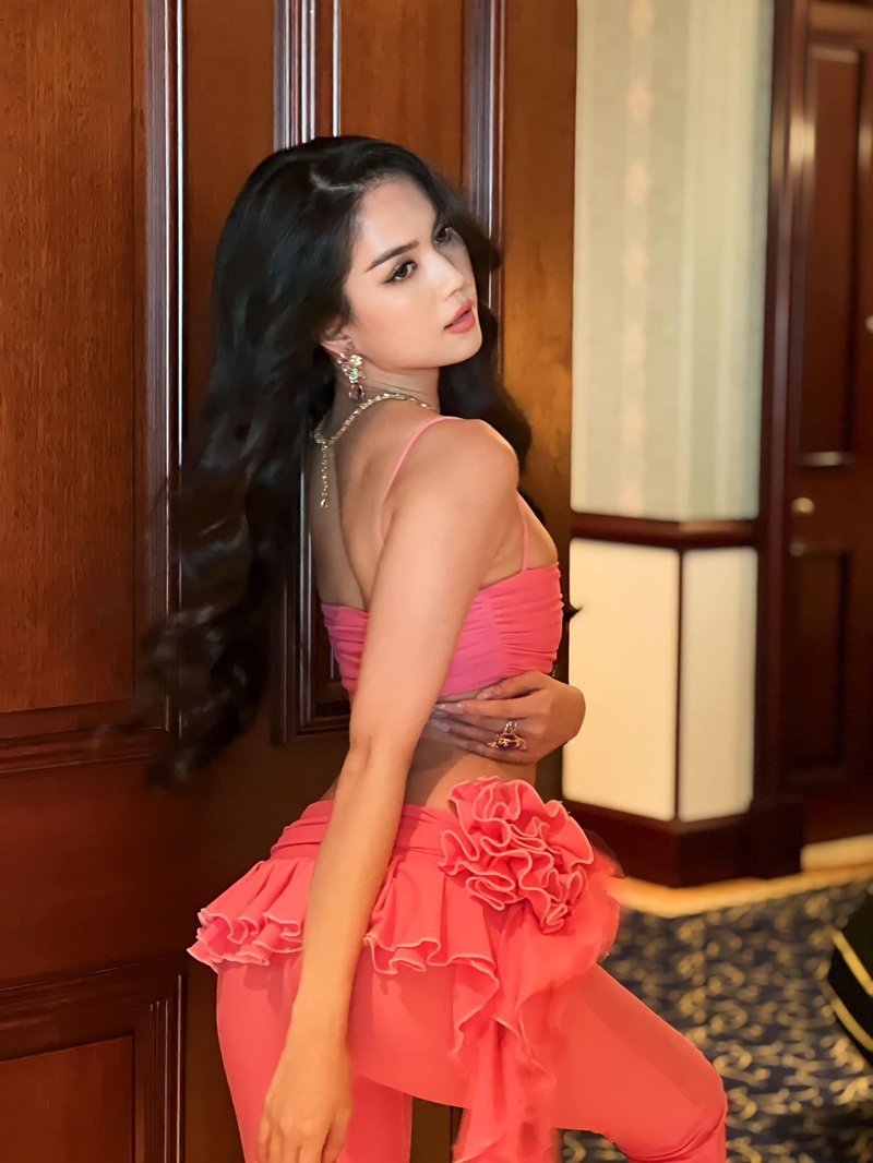 ngọc trinh bikini​ 16