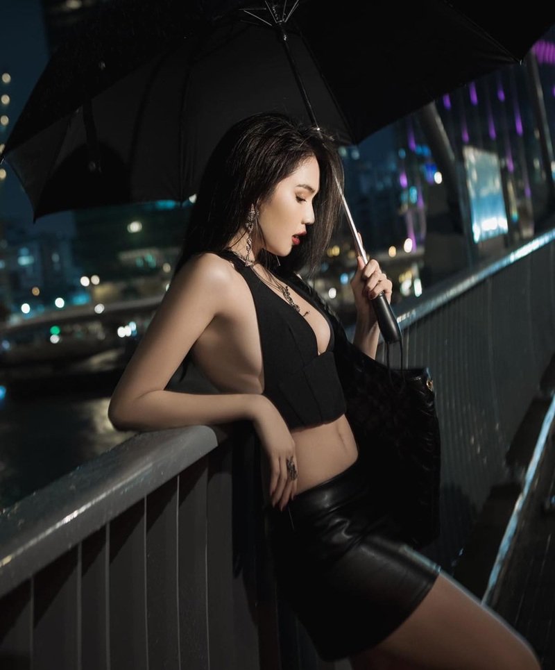 ngọc trinh bikini​ 28