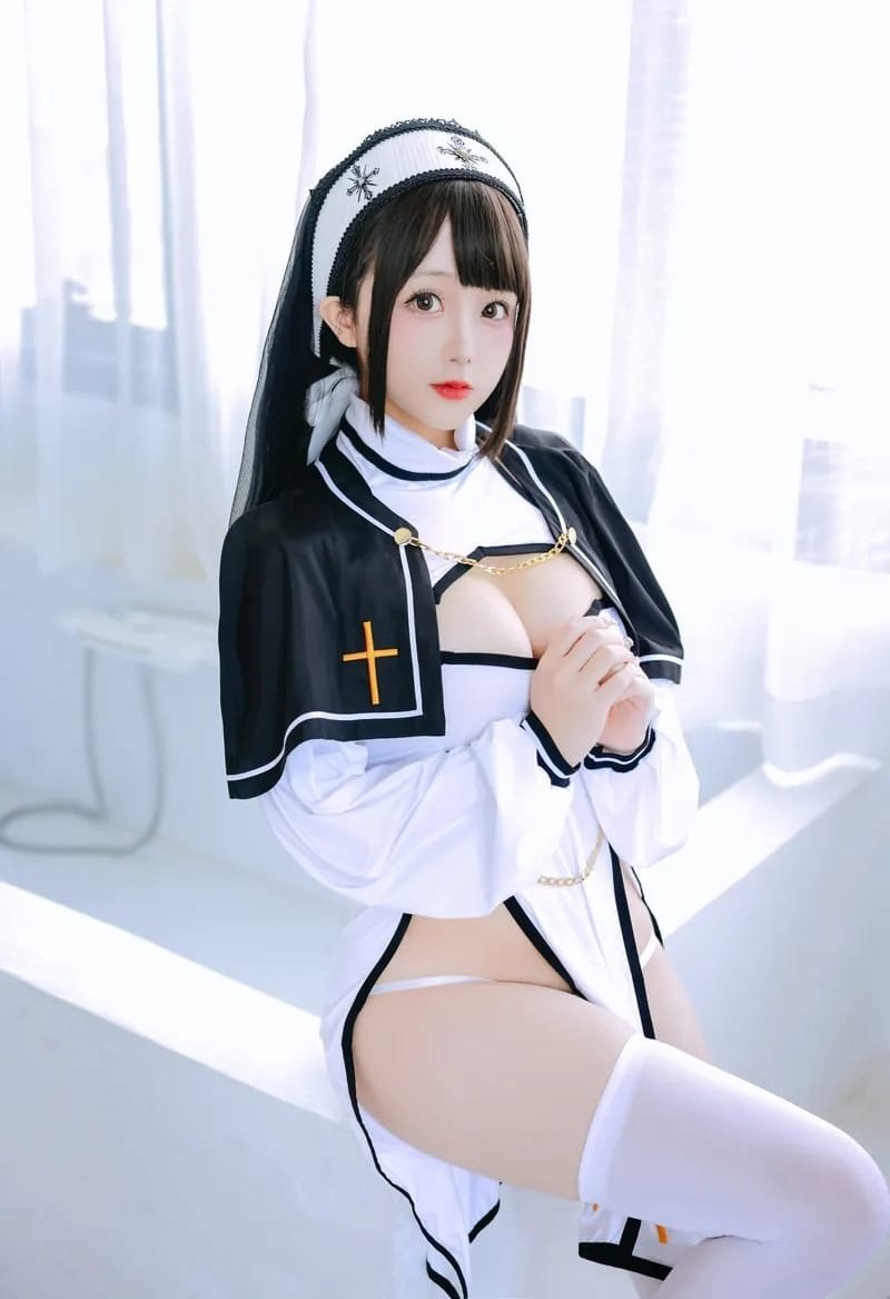 nun cosplay​ 30