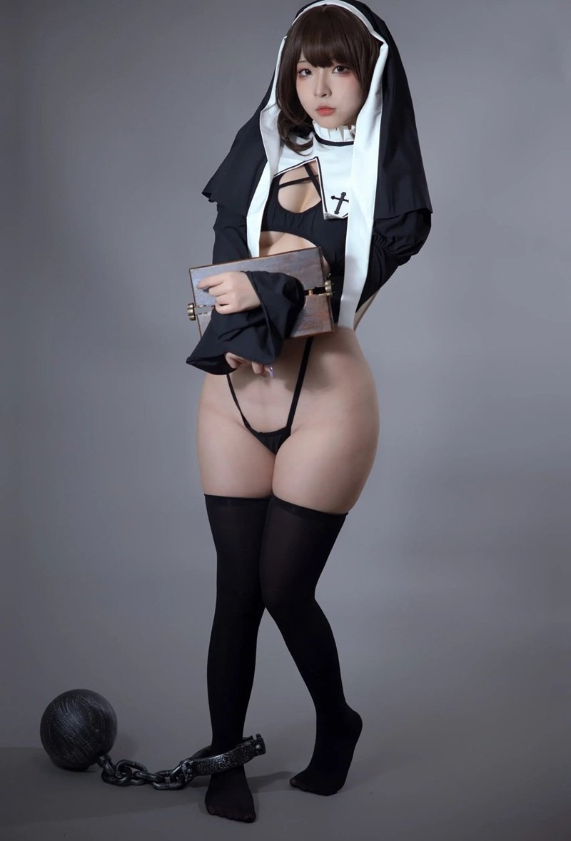 nun cosplay​ 40